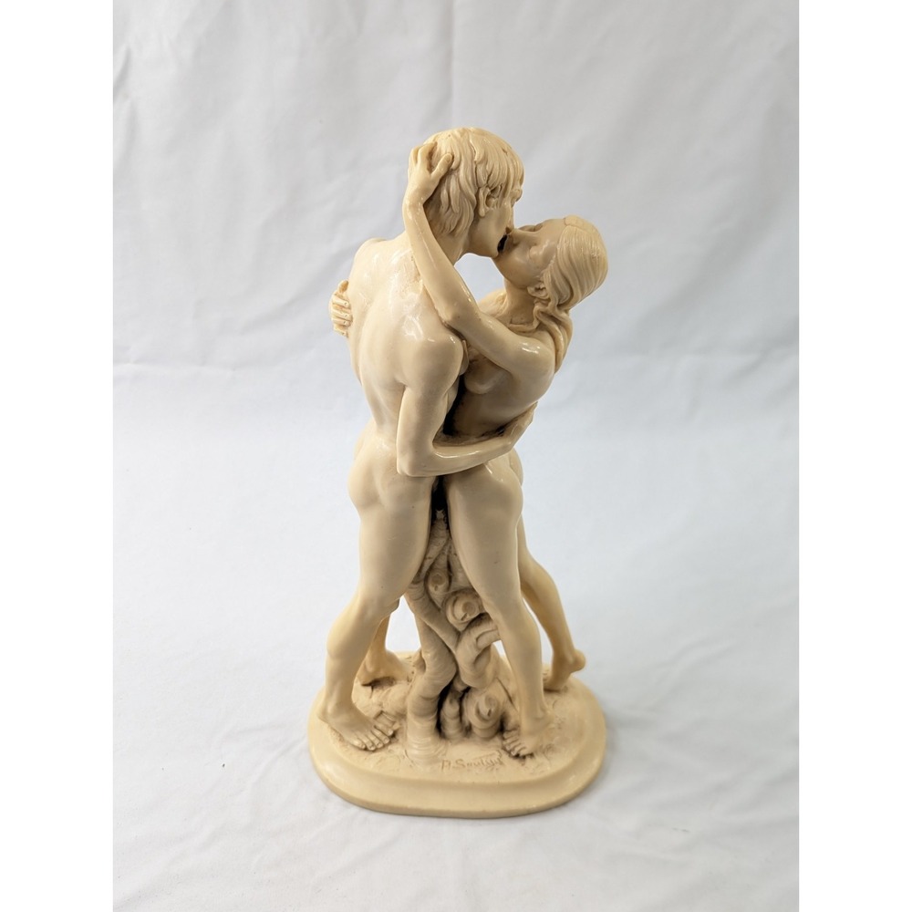 A.‎ Santini Handmade Sculpture Figurine Italy "The Kiss"  Signed Art 15"